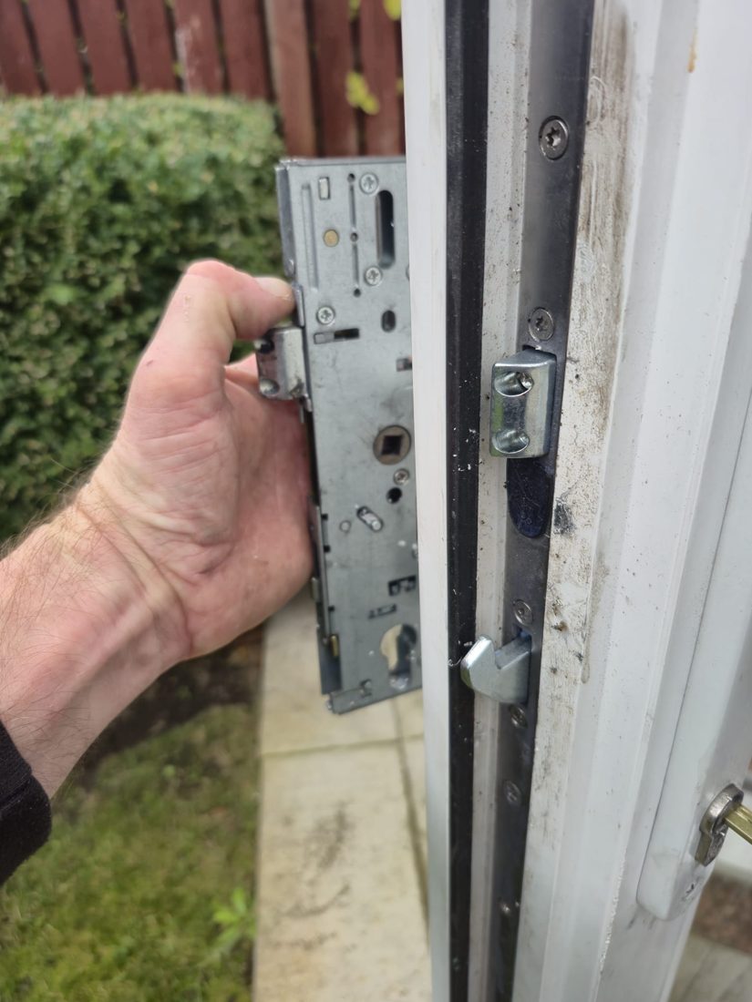 Gearbox change hudds — uPVC Repair in Halifax by LocksmithLocal