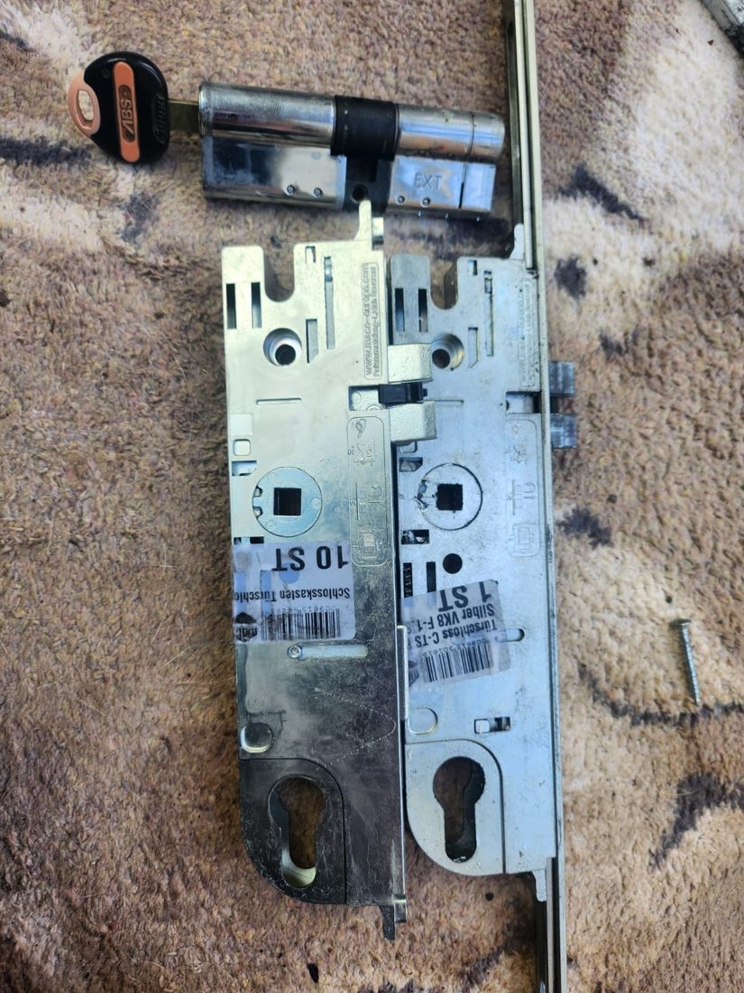 Replaced the faulty maco cts 35 gearbox on the back uPVC door as well as a maco cts 45 on the front composite door — uPVC Repair in Halifax by LocksmithLocal
