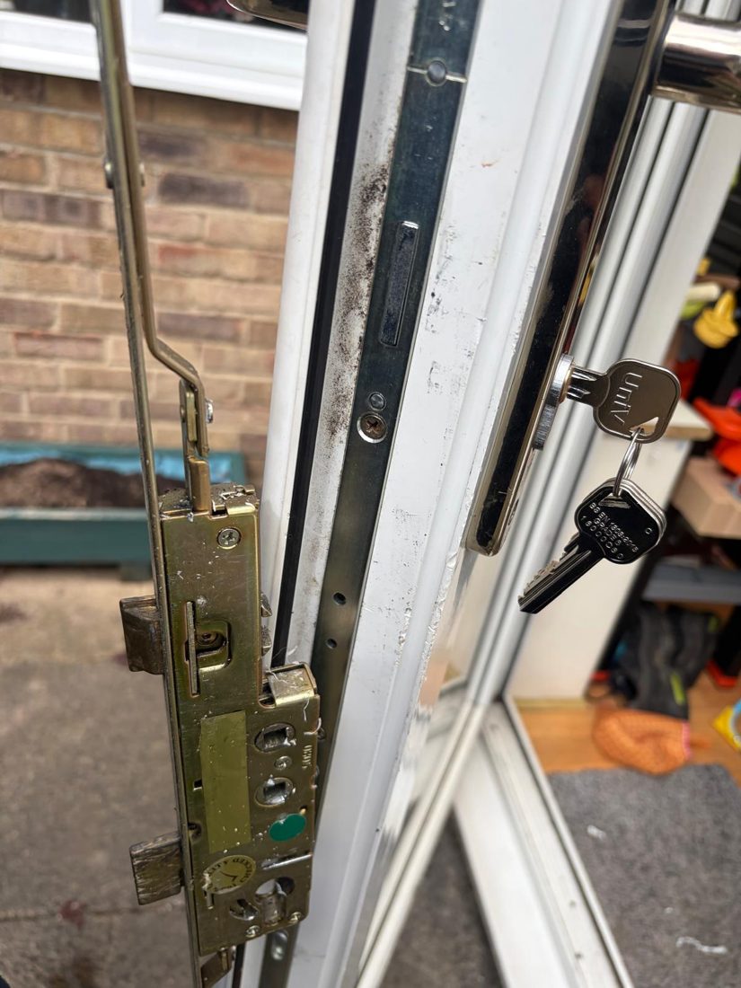 Replaced the faulty full length mechanism and euro cylinder on the back uPVC door also replaced the faulty full length mechanism on the front uPVC door — uPVC Repair in Halifax by LocksmithLocal