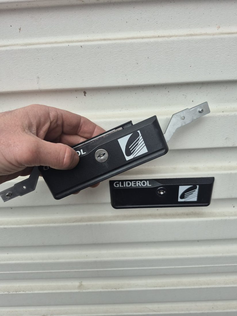 Replace faulty garage door lock — Lock Change by LocksmithLocal
