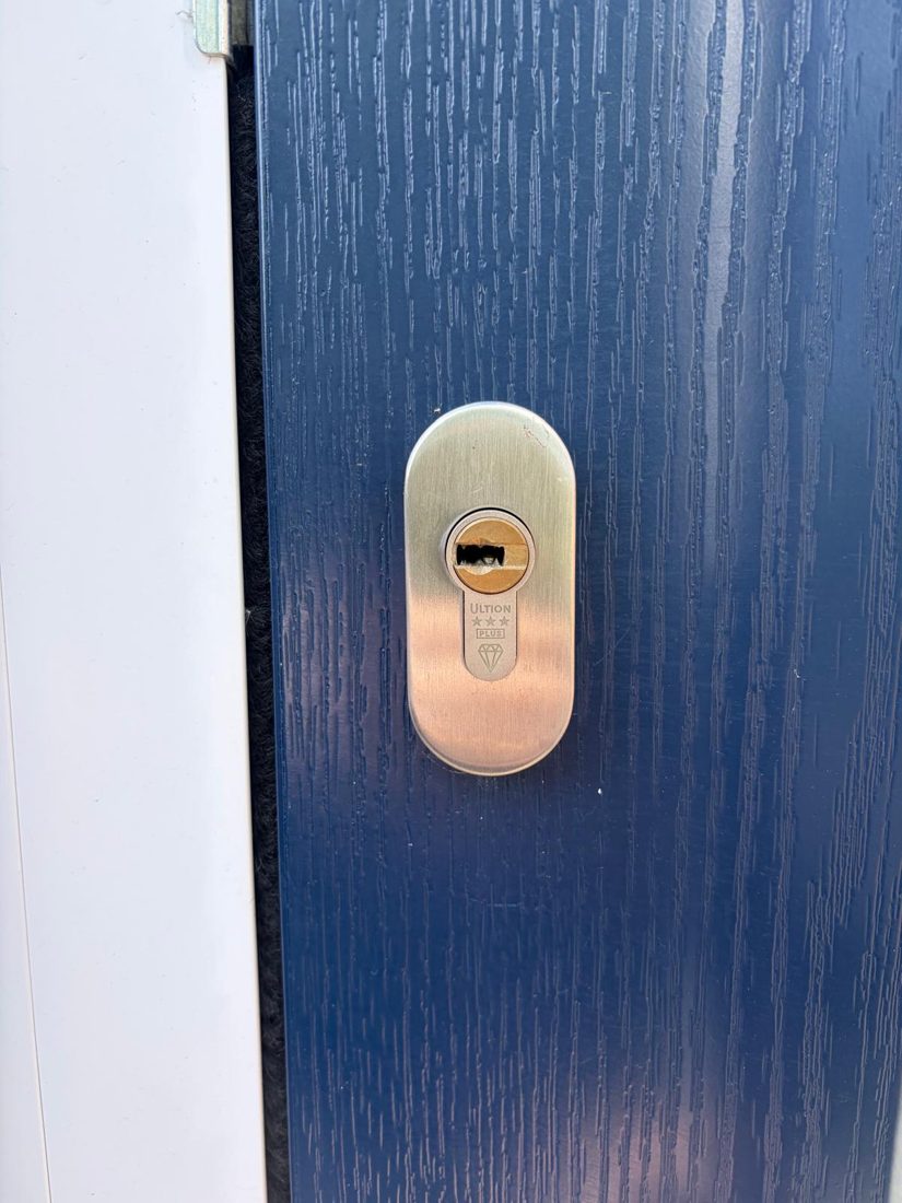 Left keys inside locked out gained they and replaced — Lockout in Thrybergh by LocksmithLocal