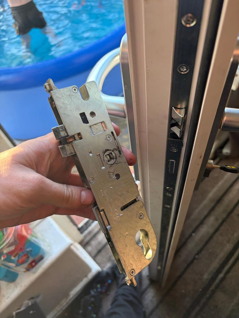 Maco CTS gearbox replaced on the back uPVC door — uPVC Repair in Halifax by LocksmithLocal