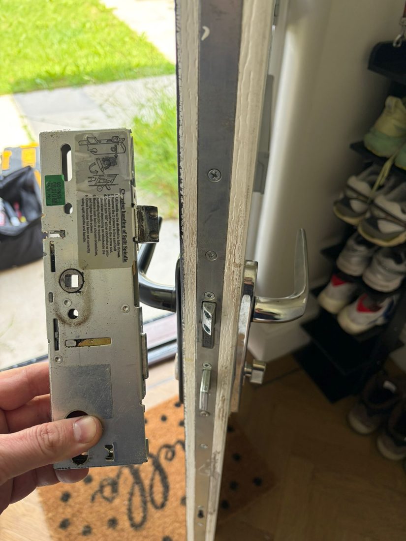 Faulty gearbox replaced — uPVC Repair by LocksmithLocal